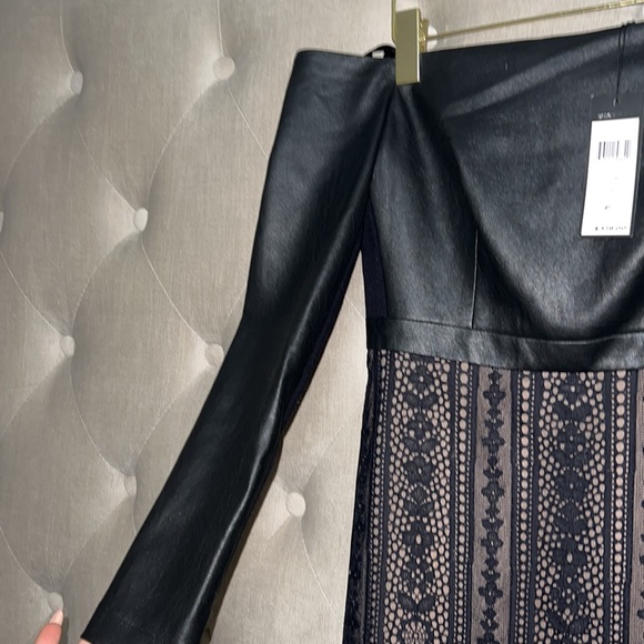 BCBG off the shoulder dress - Picture 5 of 9